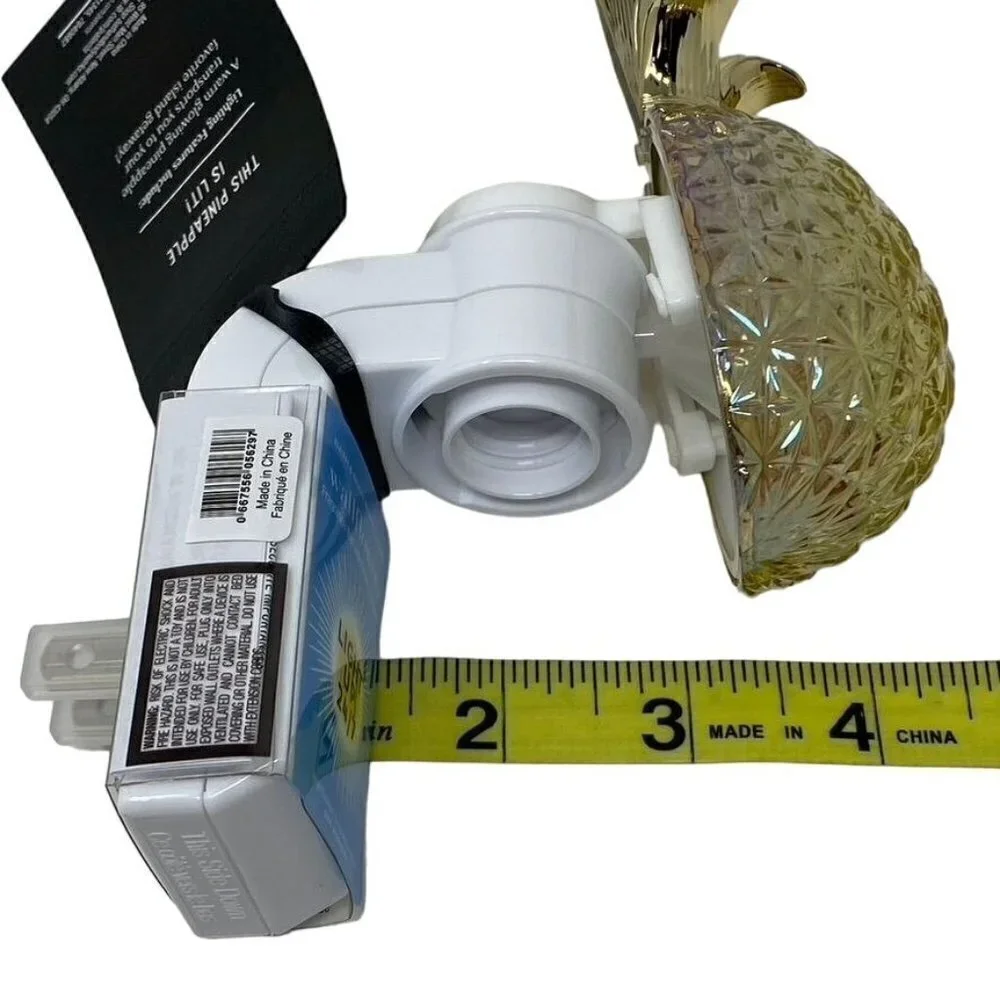Bath & Body Works Gold Pineapple Fiber Optic Glow Wallflower Night Light Plug